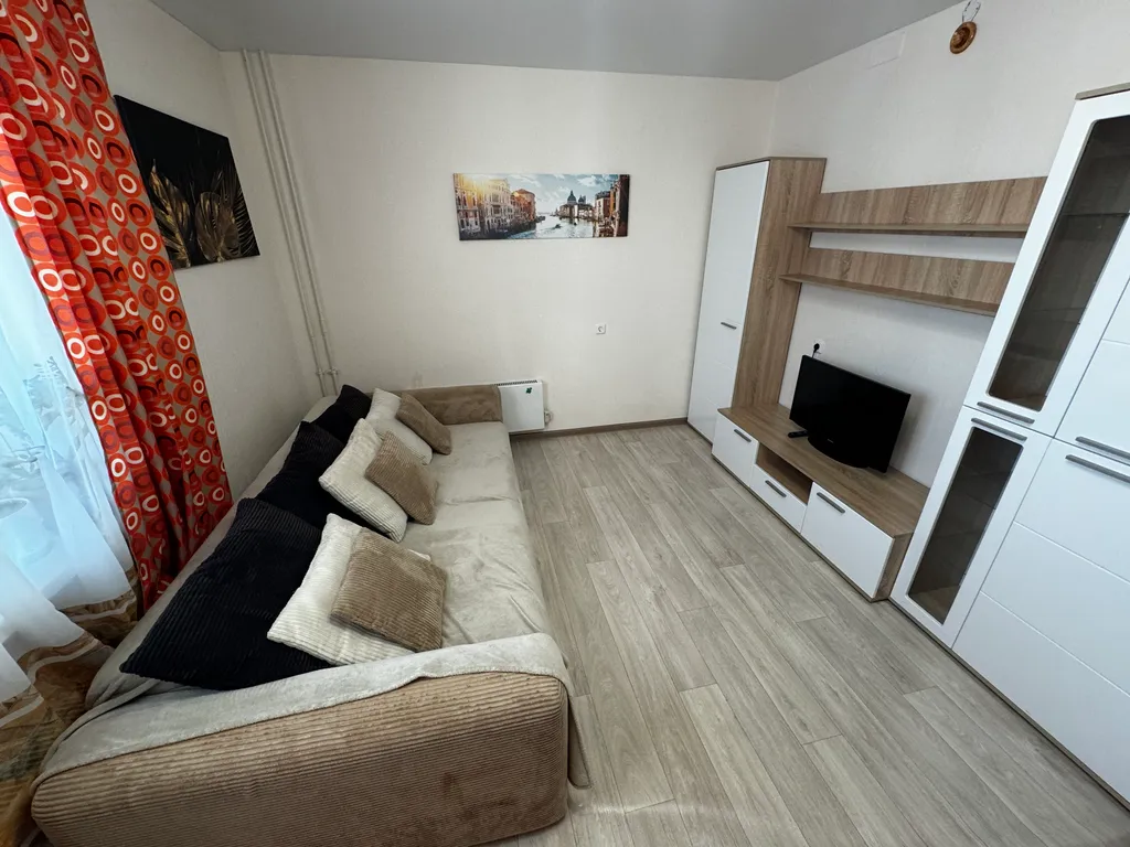 Уютная 2-к квартира около озера