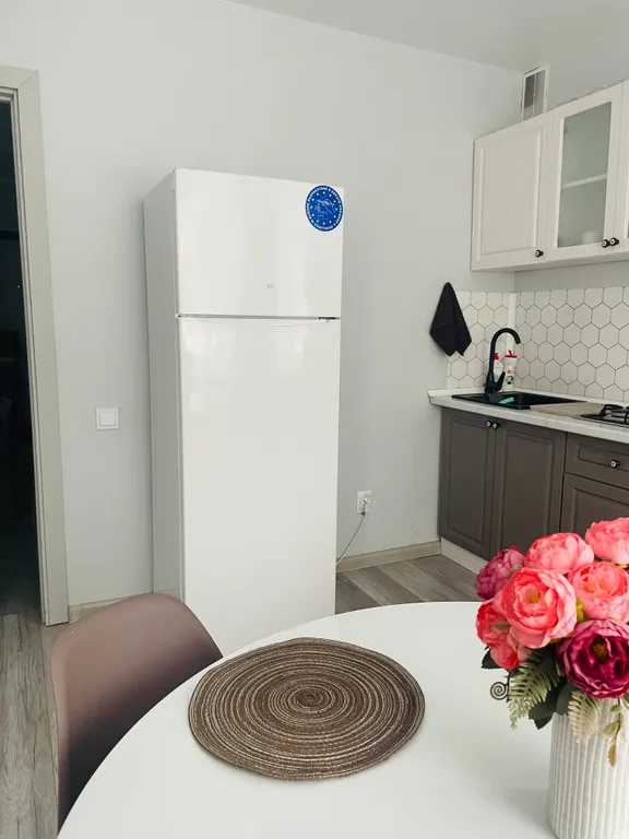 Просторная квартира с кухней-эркер