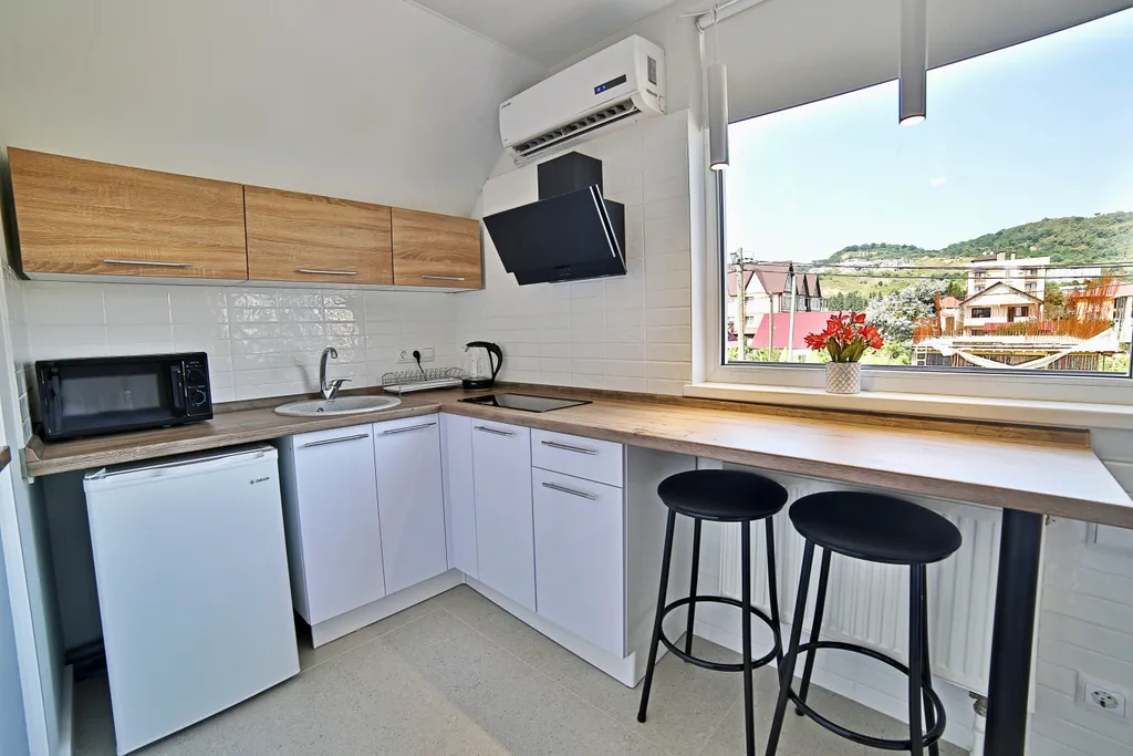 Студия с балконом