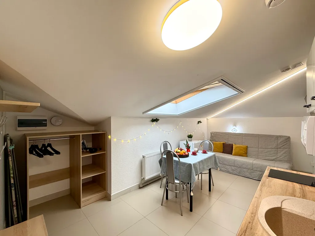 №7 Полулюкс на мансардном этаже