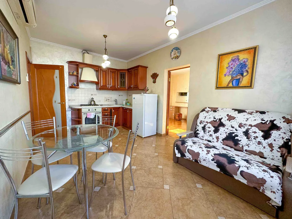 Квартира 3-комнатная Квартира — Адлер