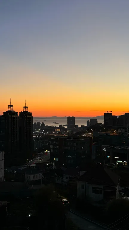 Квартира Новые апартаменты с видом на Золотой рог и Мосты в Центре города — Владивосток
