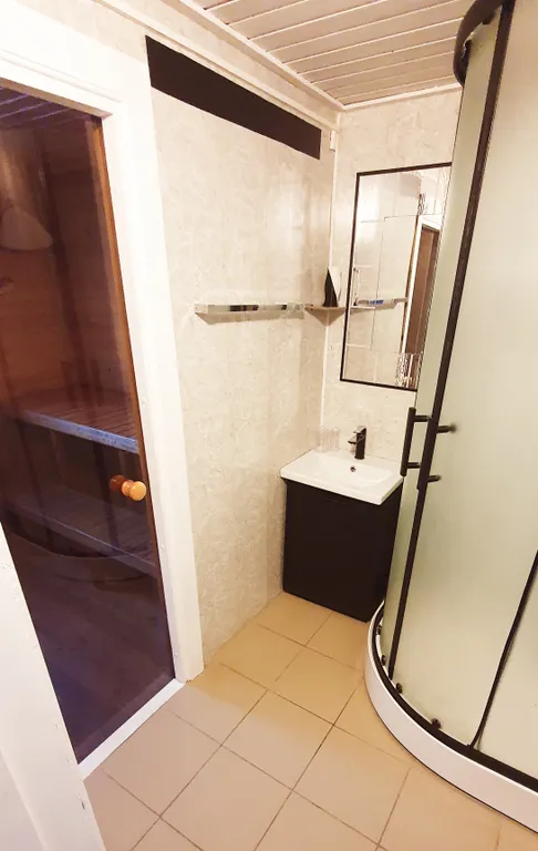 Коттедж Домик с сауной и большой террасой — Санкт-Петербург