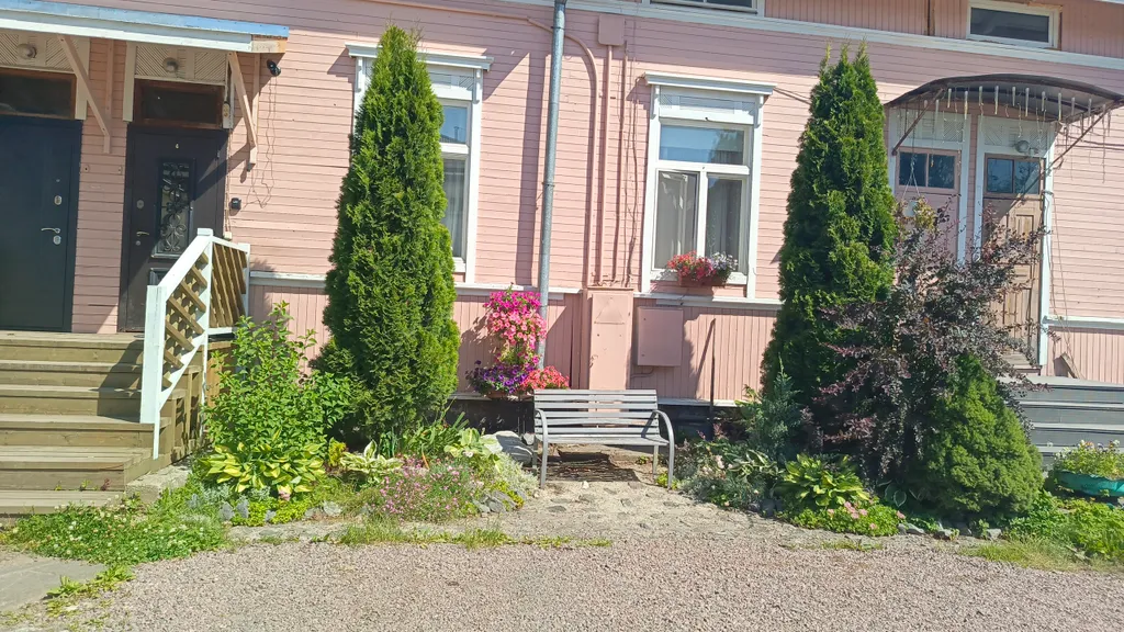 Квартира Квартира в тихом центре города со своей парковкой — Сортавала