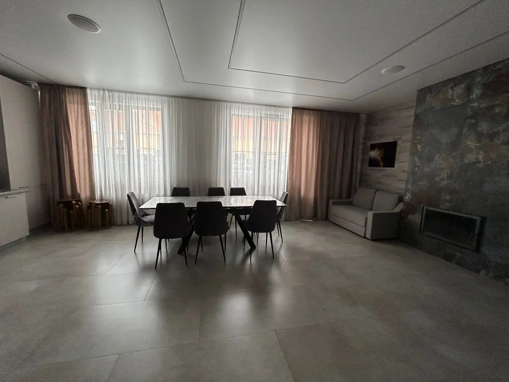 Уютный дом с видом на горы