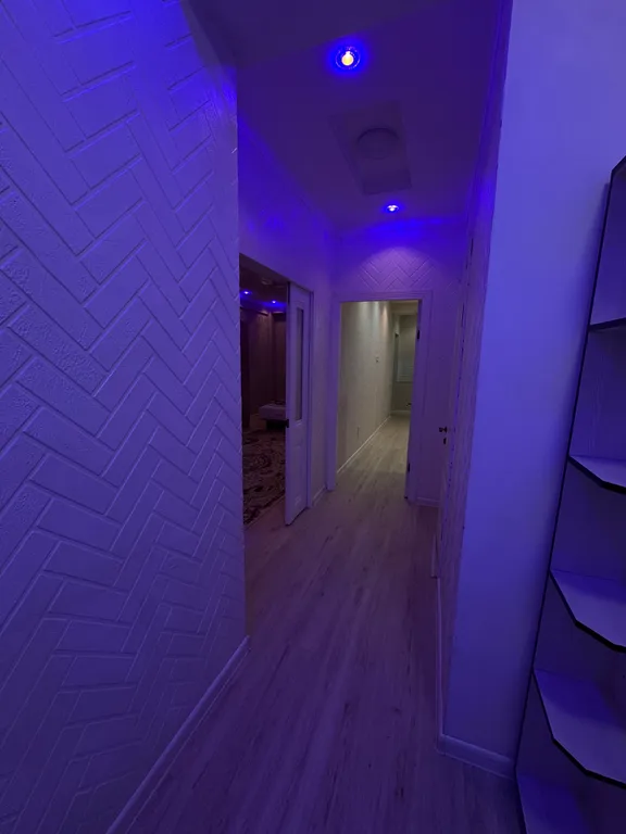 1 комнатная квартира у ТЦ Бум