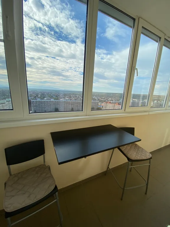 Однокомнатные апартаменты с видом на Кавказские горы