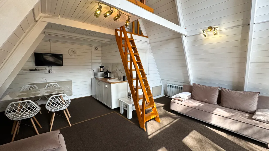 Треугольное шале