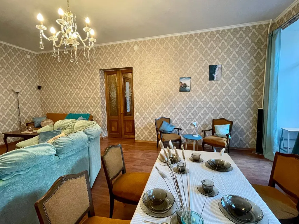 Квартира Большая квартира рядом с Дворцовой площадью — Санкт-Петербург