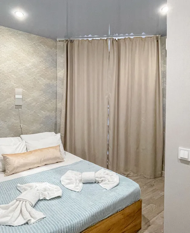 Квартира Квартира Двухместный номер "премиум" с балконом с 1 кроватью — Адлер