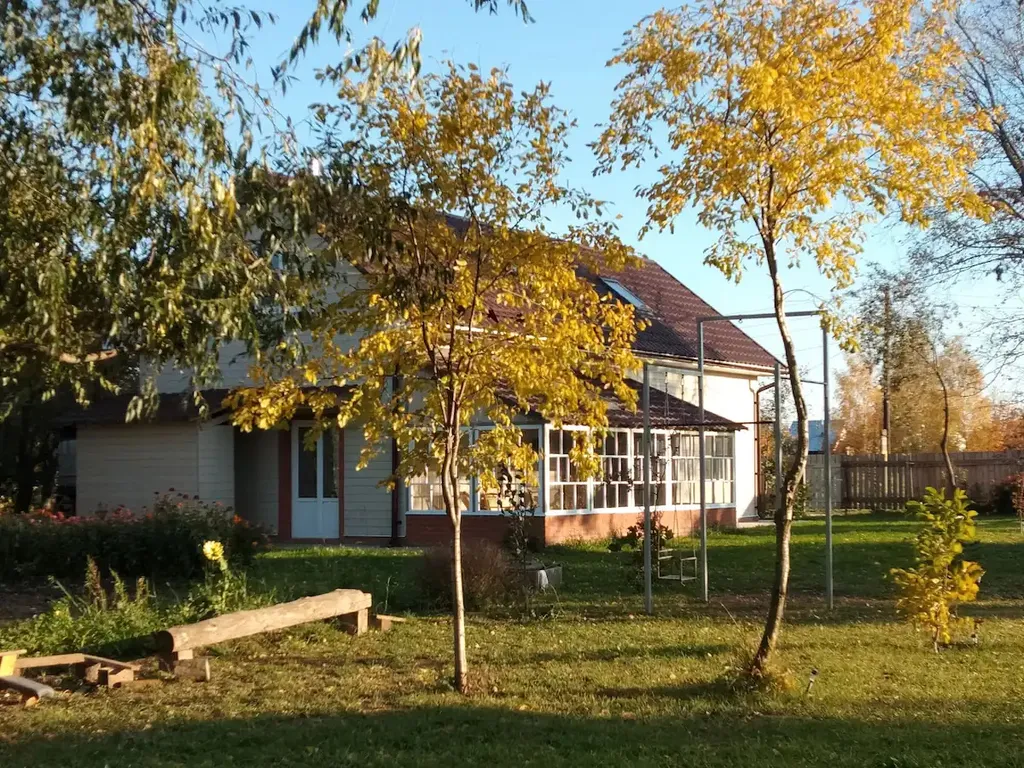 Красивый дом в деревне