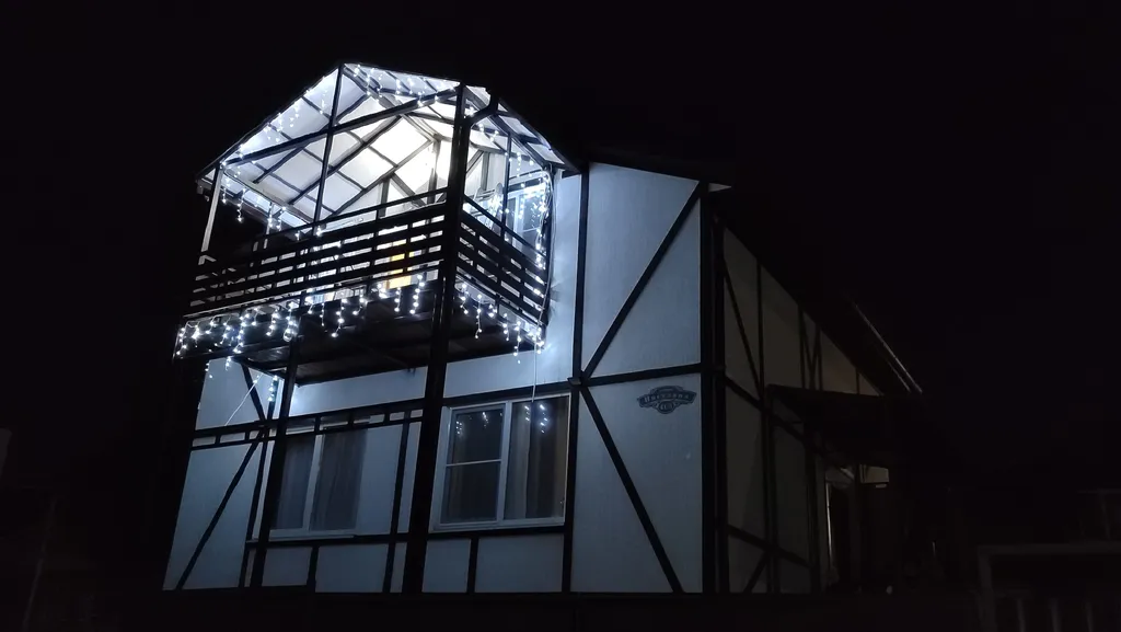 Коттедж Дом в стиле шале с видом на море в 20 минутах от Сириуса — аренда посуточно в Адлер