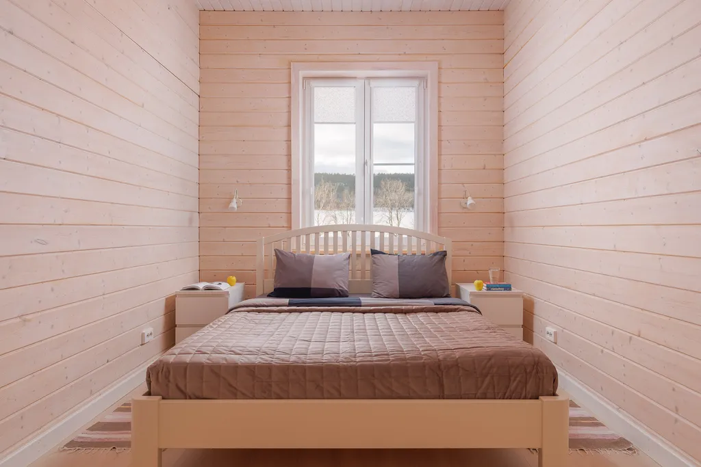 Коттедж Коттедж на берегу озера с видом на горнолыжный курорт и сауной внутри — Заозерный