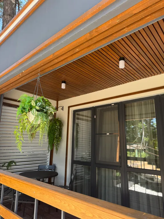 Коттедж с видом на море и индивидуальной террасой