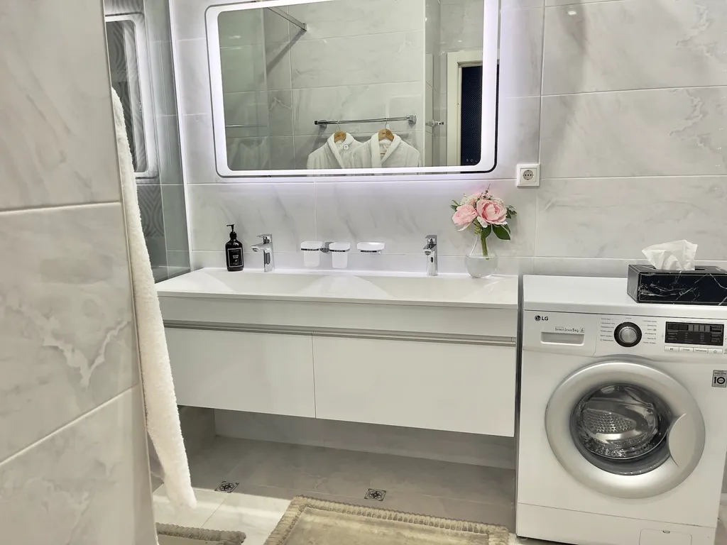 Квартира 50 оттенков