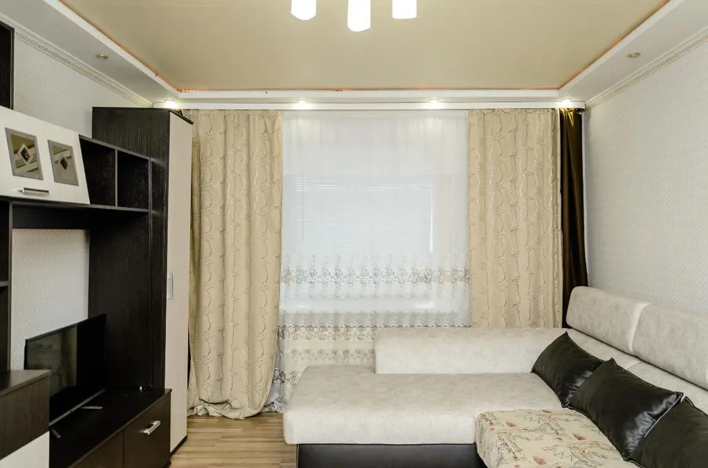 3-комнатная Квартира — аренда посуточно в Стерлитамак