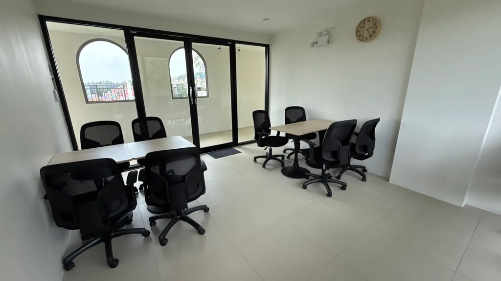 Релакс у моря с бассейном и спортзалом, рядом Камала пляж