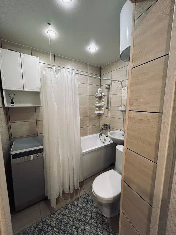 Чистая однокомнатная квартира со всеми удобствами