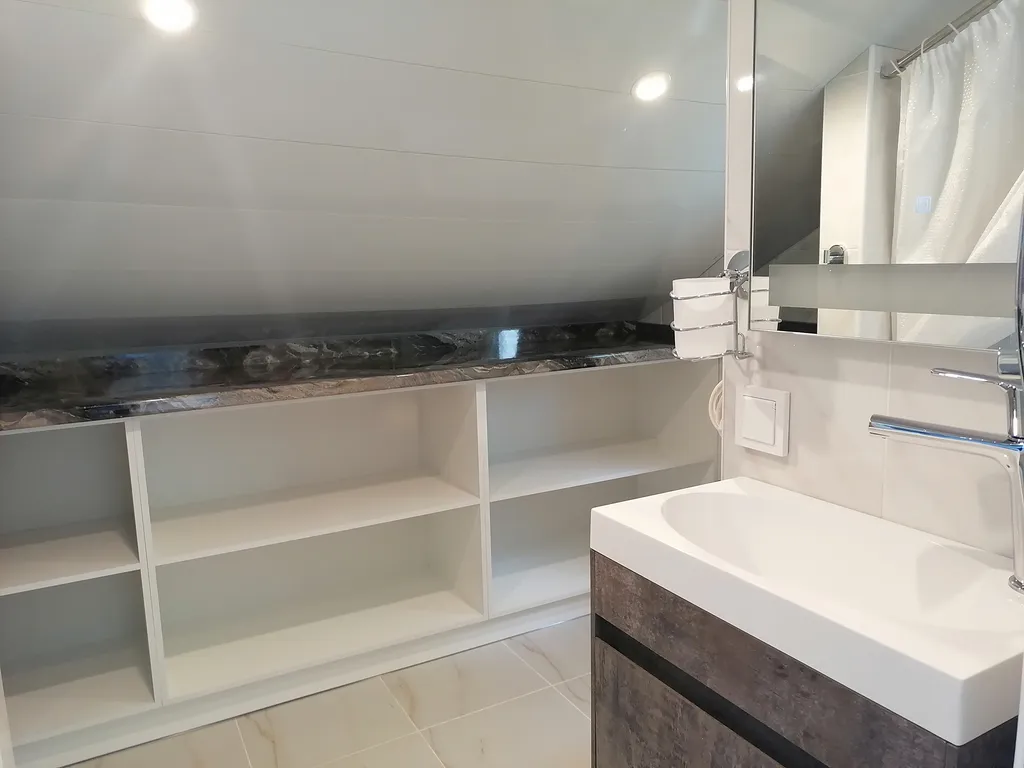 Квартира Квартира Студия - мансарда в тихом центре — Севастополь