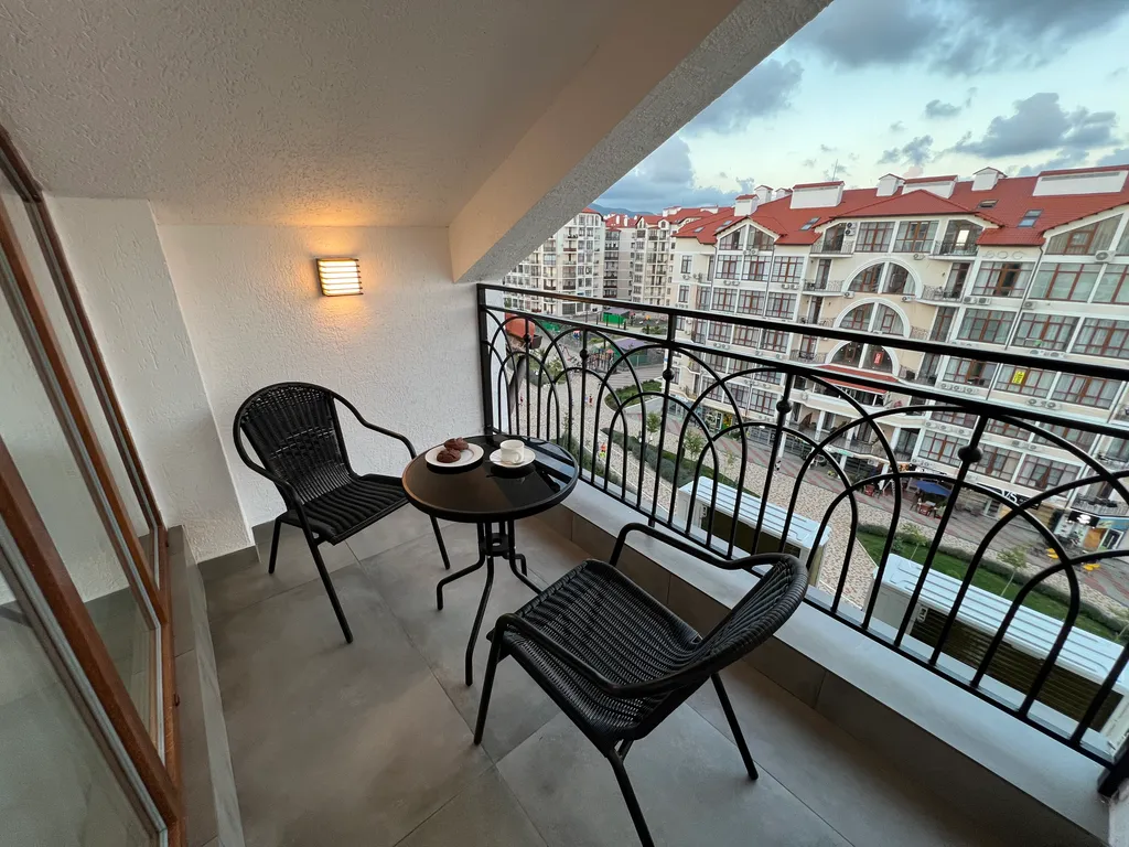 Дизайнерская квартира с прекрасным балконом