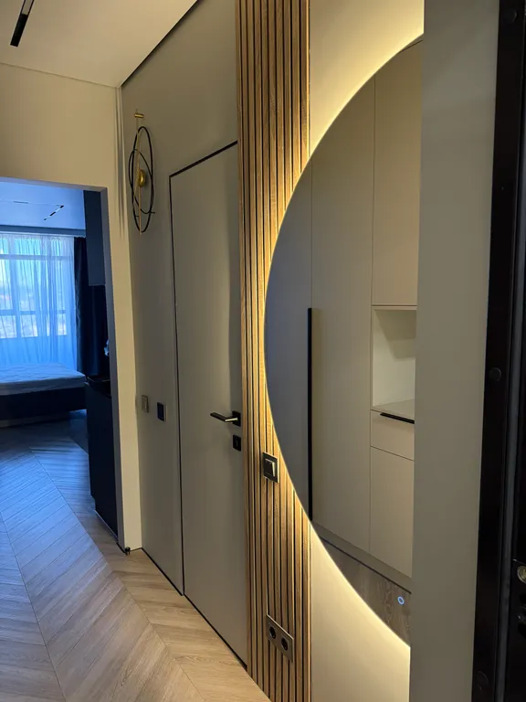 Дизайнерская студия на берегу моря