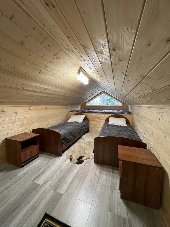 Дом с мансардой