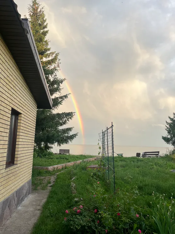 Дом на берегу Камского моря