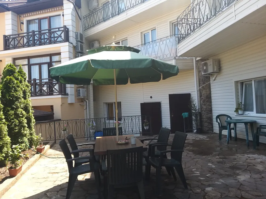 Уютный дом с видом на море