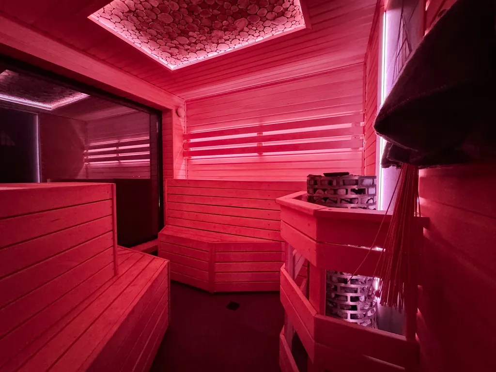 Хабарский треугольник - дом на горе с видом на реку