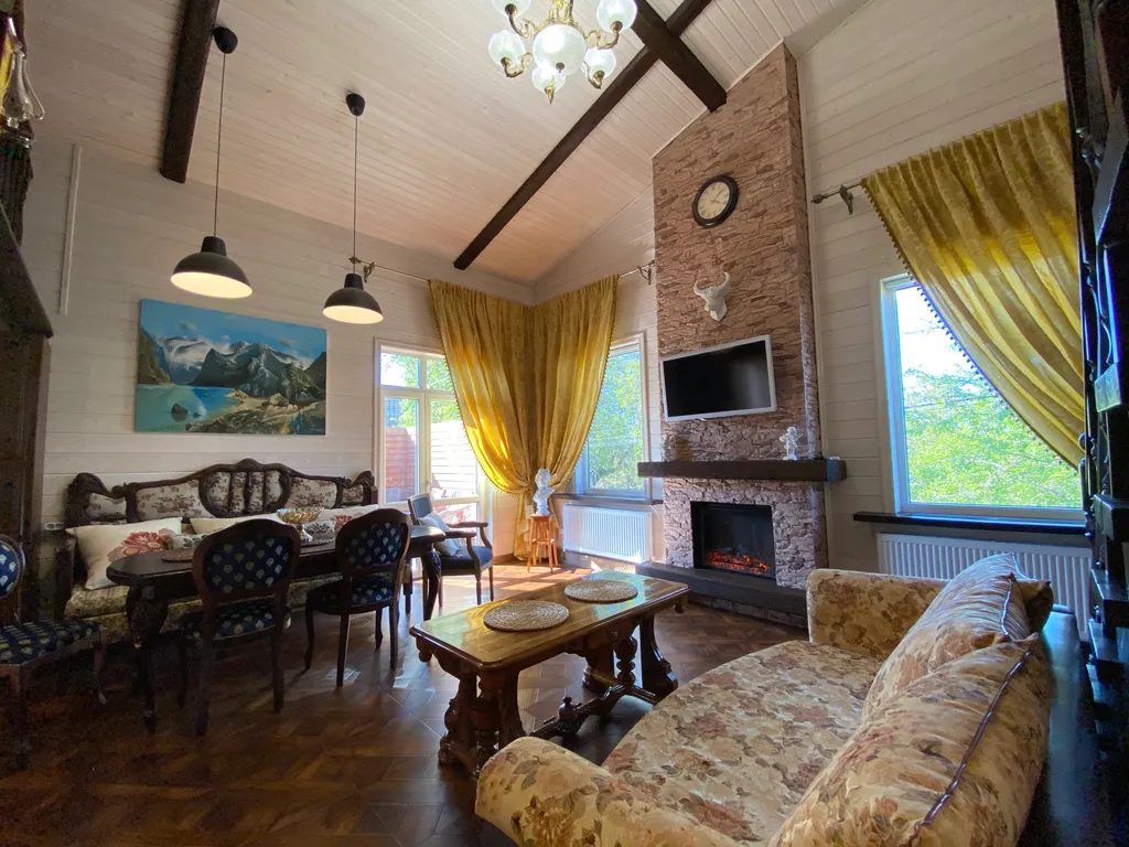 Коттедж Семейный дом с террасой — аренда посуточно в Ростов-на-Дону