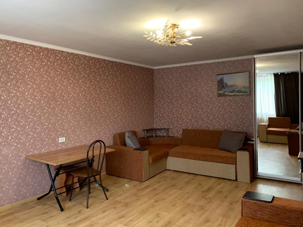 Уютная двухкомнатная квартира на земле в частном секторе