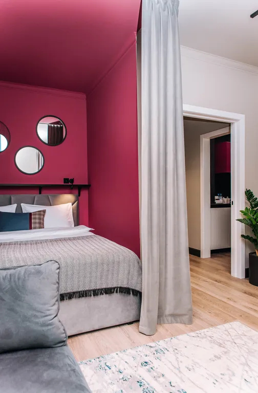 Стильные дизайнерские апартаменты на берегу реки Волга