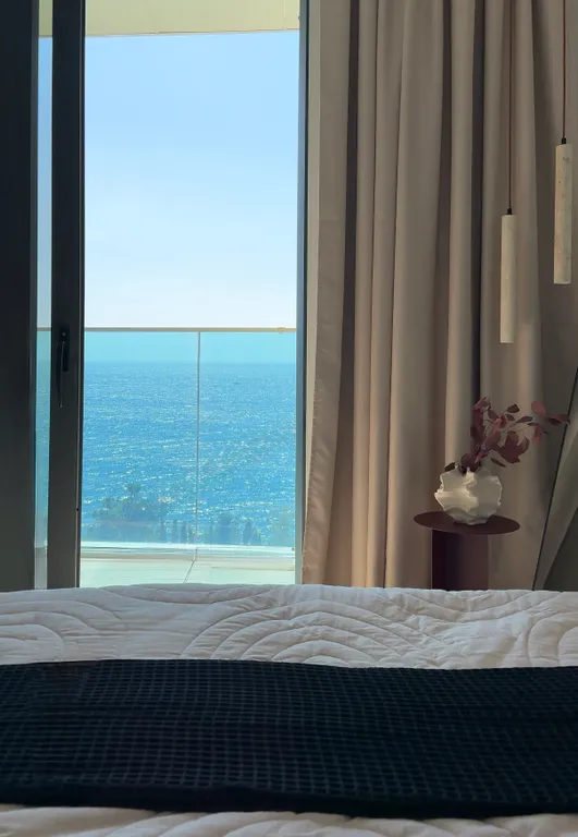 Апартаменты с балконом и видом на море