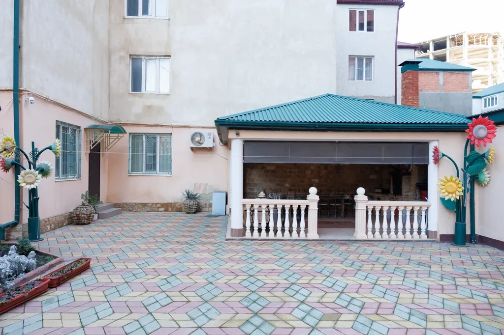 Апартаменты с двором в районе Кемпинг