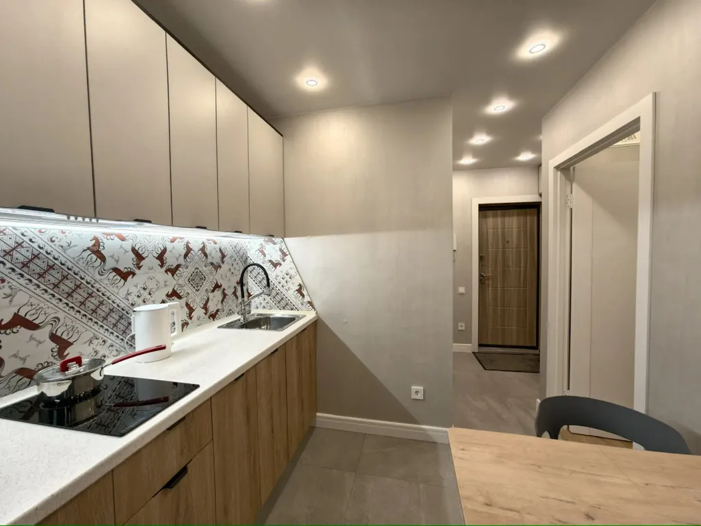 Уютная квартира c новым рeмонтoм в самом центре города