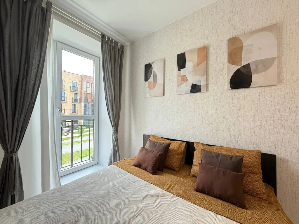 Просторная квартира в лесу в ЖК Свобода