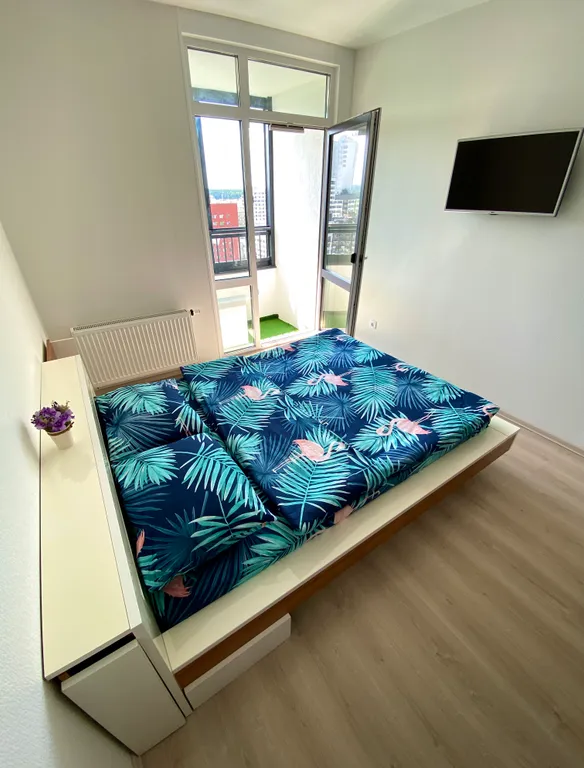 Уютная квартира в Академическом — аренда посуточно в Екатеринбург