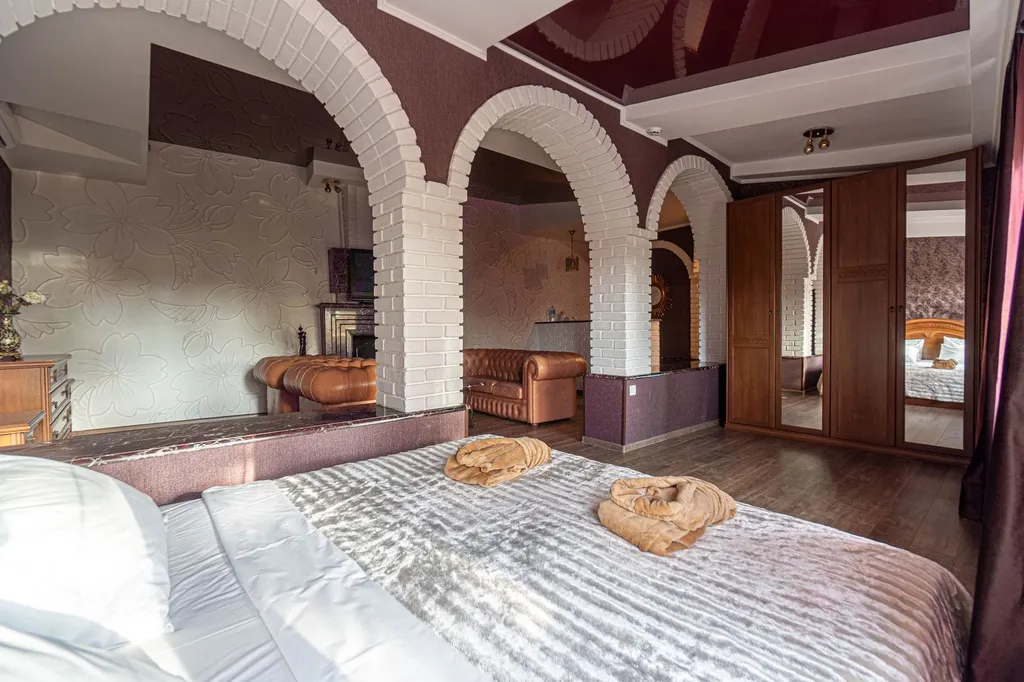 Однокомнатный Люкс 108 с камином