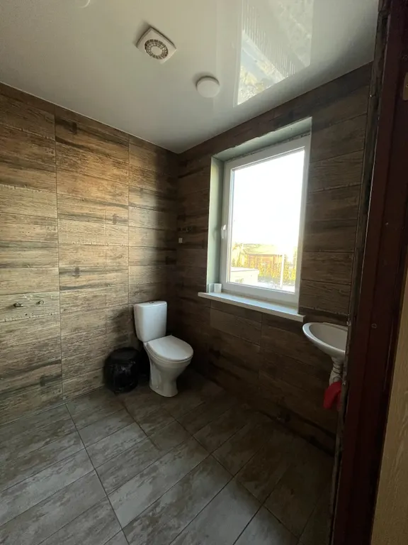 Домик на реке Волга