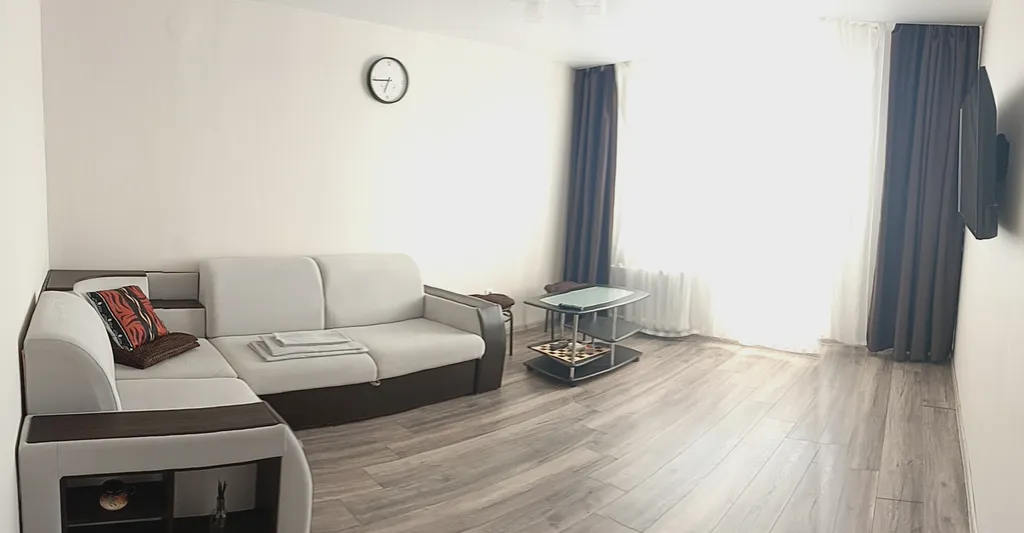 Квартира с большой ванной и панорамной лоджией