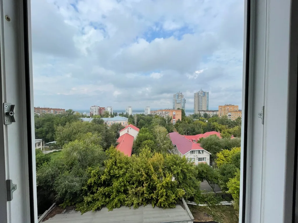 Квартира Прекрасная квартира с прекрасной картиной за окном — Самара