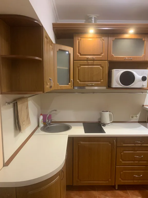 Уютная двухкомнатная квартира со своим закрытым двориком