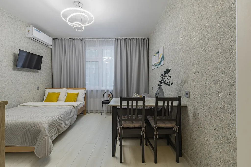 Новая студия в ЖК Бурнаковский