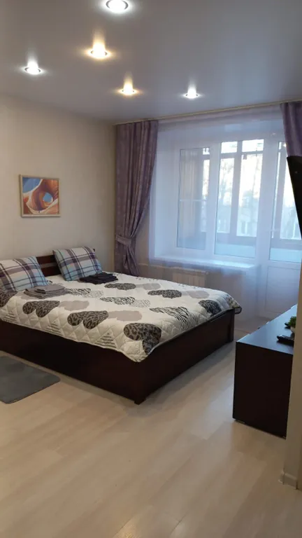 Уютная квартира в центре города — аренда посуточно в Железнодорожный