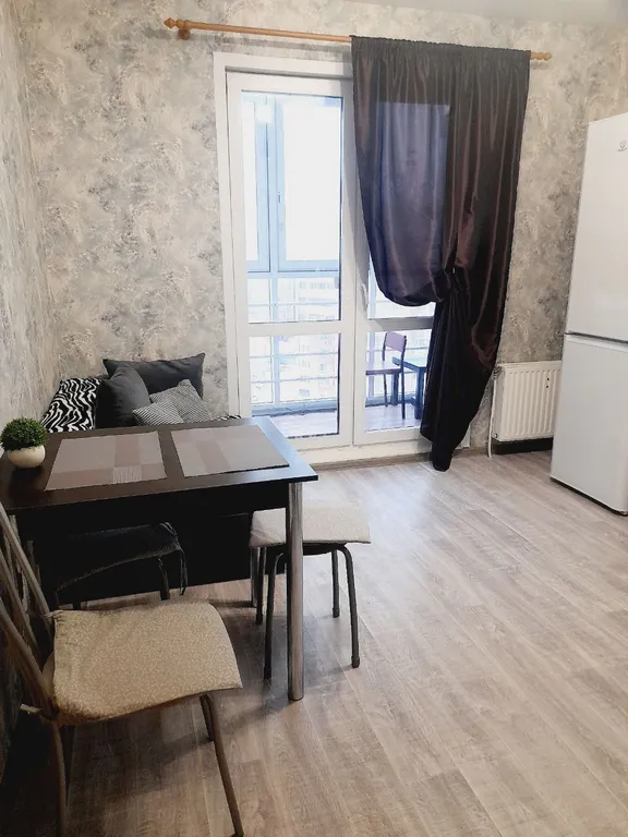 Уютная квартира в центре у ТРК Семья