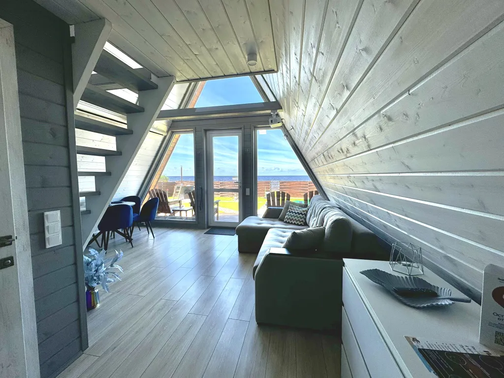 Aframe Lux white, дом на берегу Рыбинского водохранилища