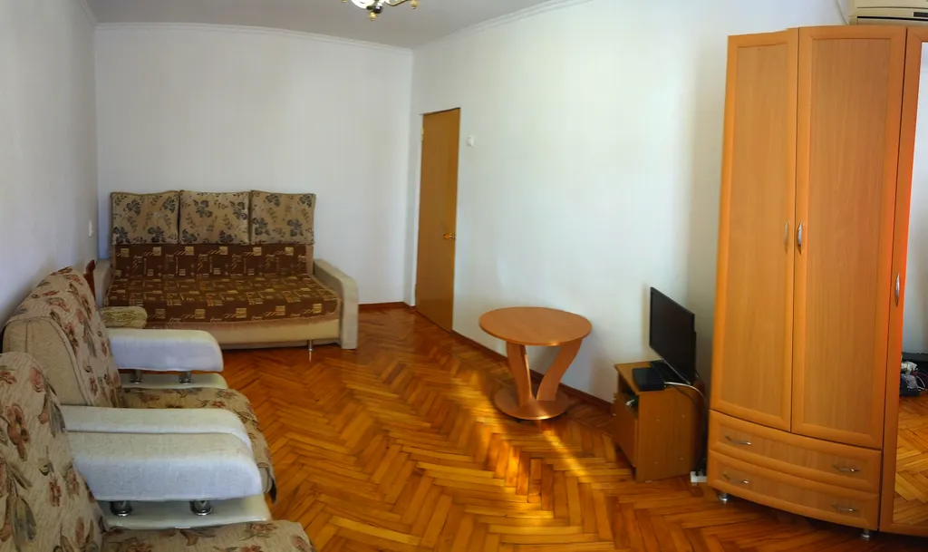 Приятная однокомнатная квартира в Гагре