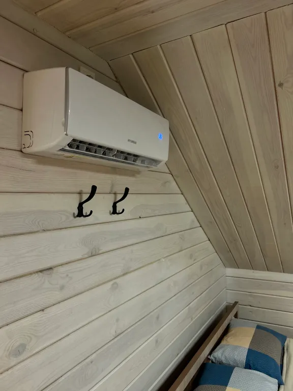 Уютный номер на крыше с террасой