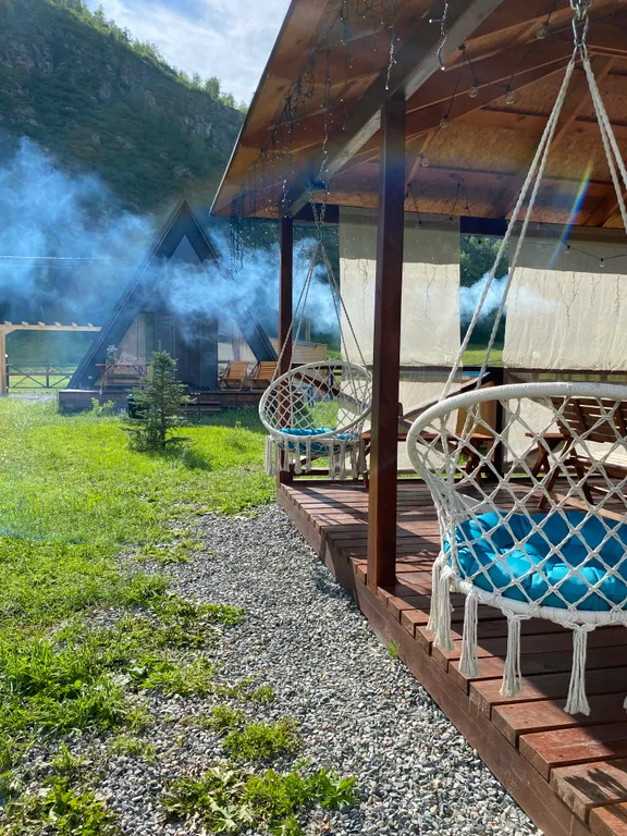 Афрейм с панорамным видом на горы