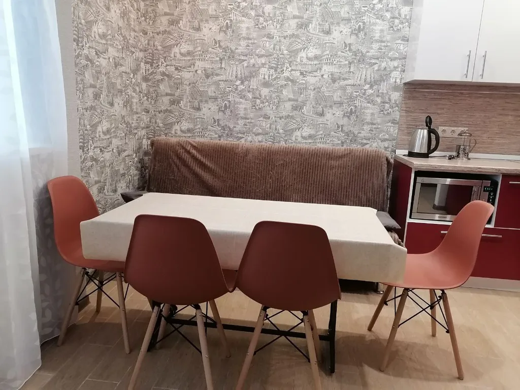 Шикарная 1-комнатная квартира с джакузи и гардеробной